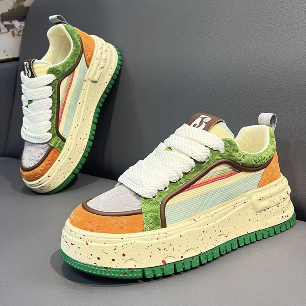 Popular men's casual shoes comfortable soft-soled shoes fashionable and unique minimalist design skateboard shoes